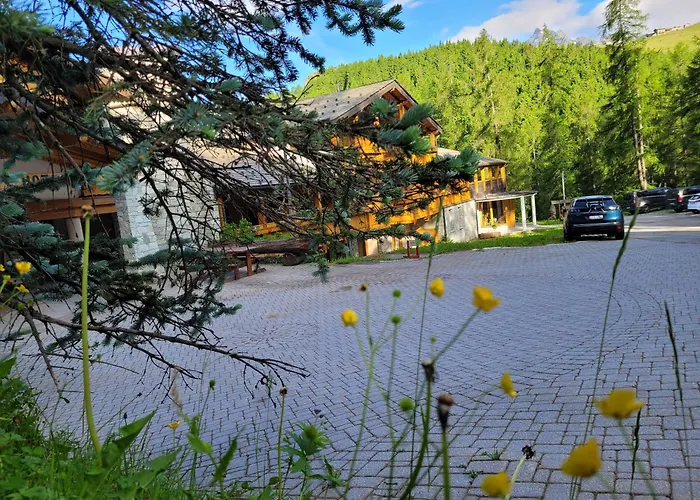 Boscone Suite Hotel